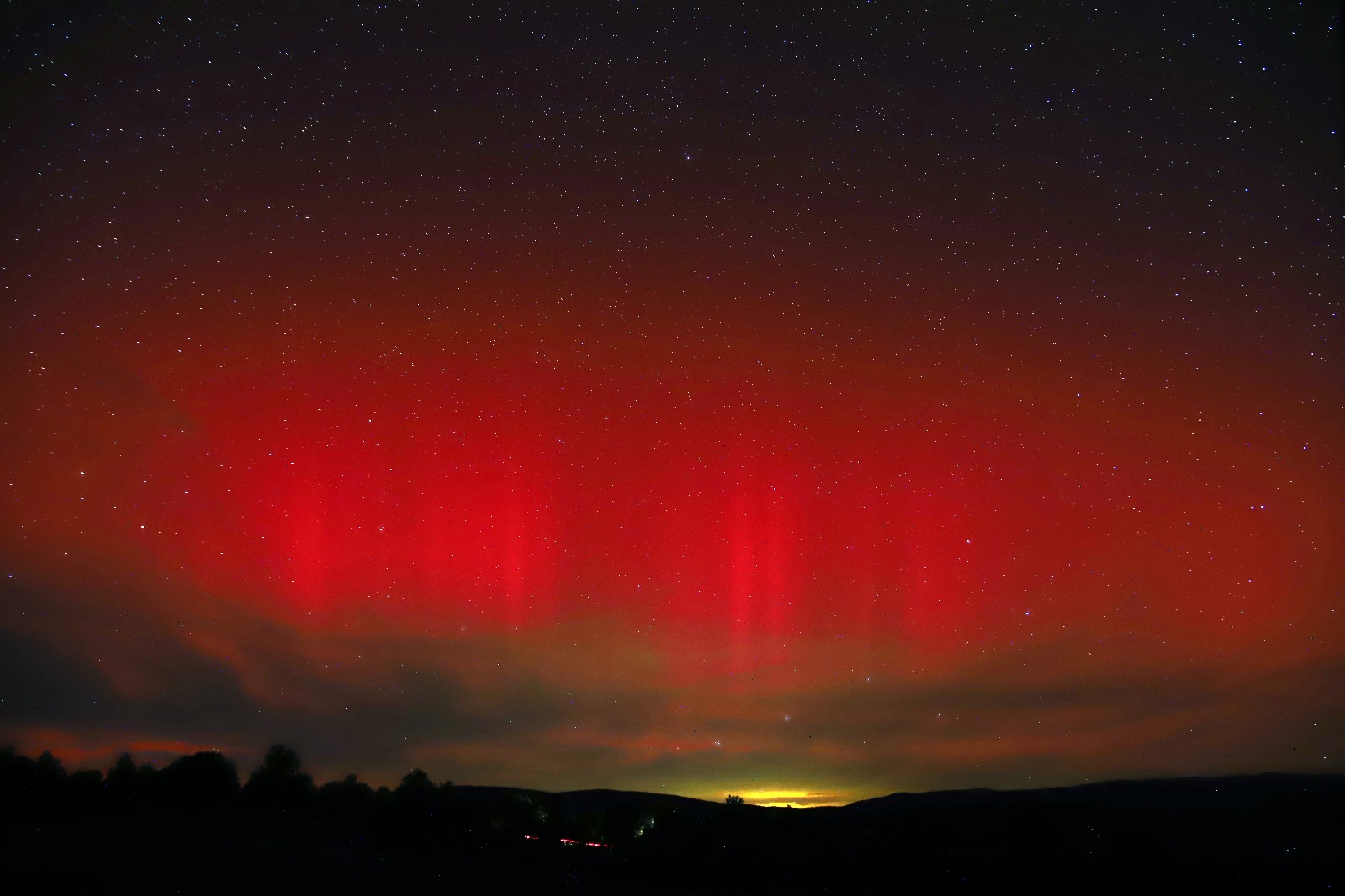 Mira las fotos de la increíble aurora boreal que se ha visto esta noche en España: ¿habrá más?