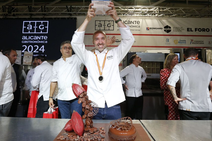 La mejor tarta de chocolate del mundo la hace un pastelero ecuatoriano en Castelldefels