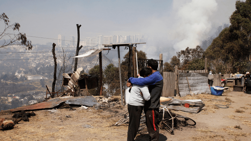 Quito declara emergencia por los incendios forestales