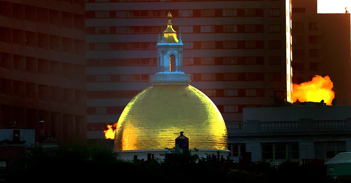 Massachusetts Legislature operates in the dark. Is anyone shocked?