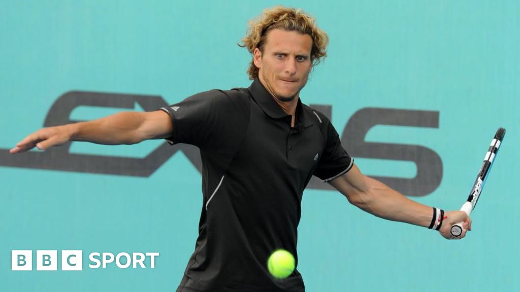 Ex-Man Utd striker Forlan to make ATP tennis debut