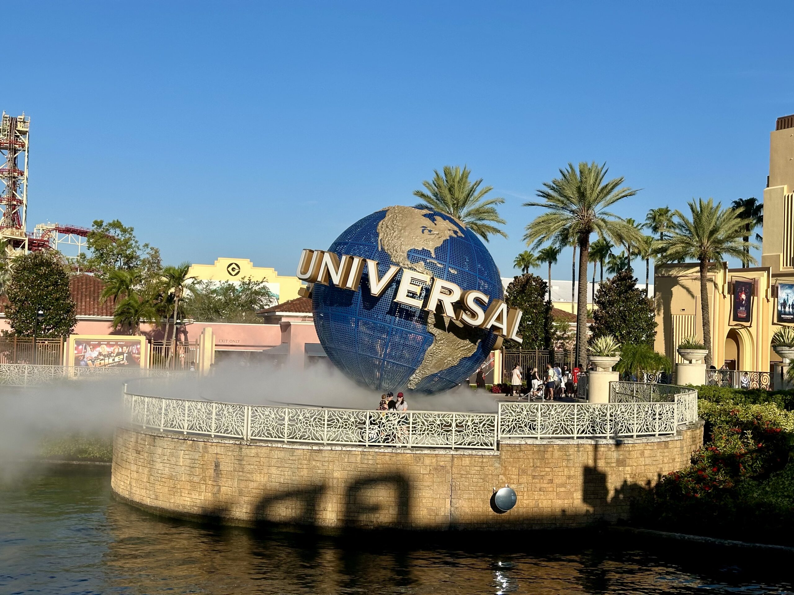 PHOTO REPORT: Universal Studios Florida and Islands of Adventure 10/25/2024 (HHN 2024 Sale, Duff Beer, and Seuss Christmas)