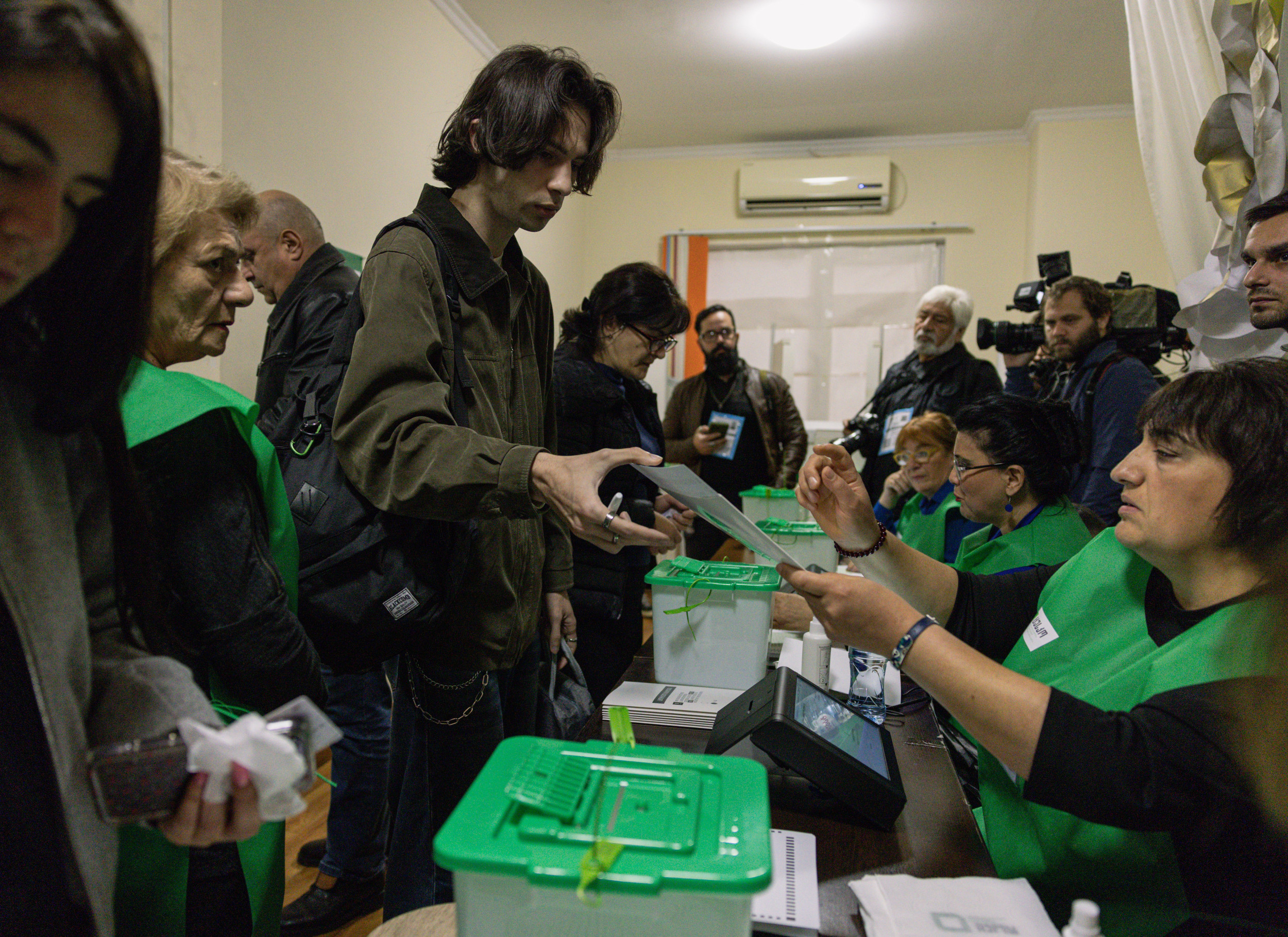 Georgia Votes in High-Stakes Election Under Specter of Russian Interference