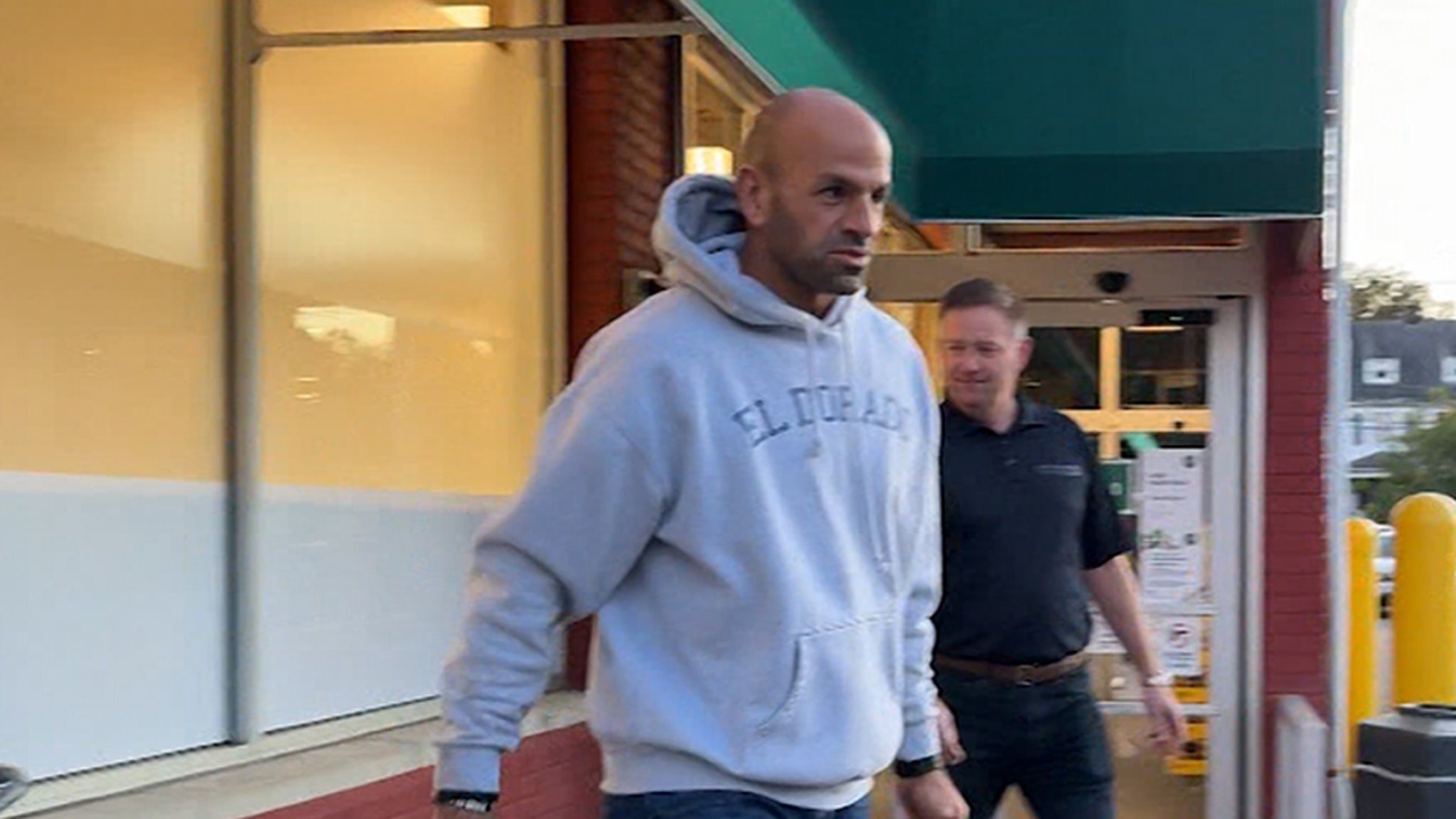 Robert Saleh Goes Grocery Shopping After Jets Firing, Hoping To Return To Coaching