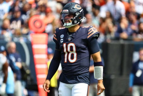 Bears’ $6.4M Star Breaks Silence for Jeopardizing Caleb Williams’ Playoff Hunt After Aiding Jayden Daniels’ Hail Mary