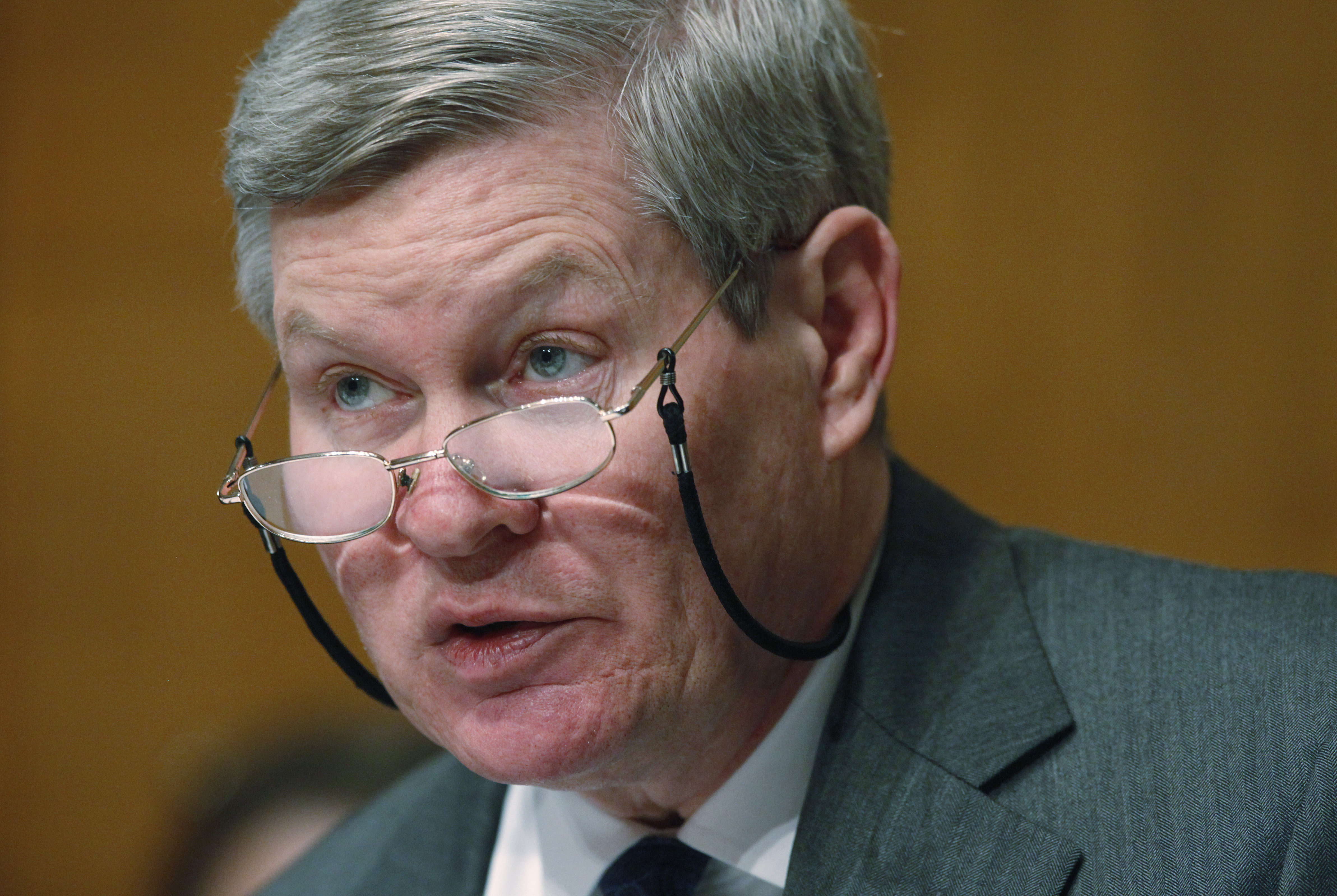 Tim Johnson, former Senate Banking chair, dies at 77 (Eleanor Mueller/Politico)