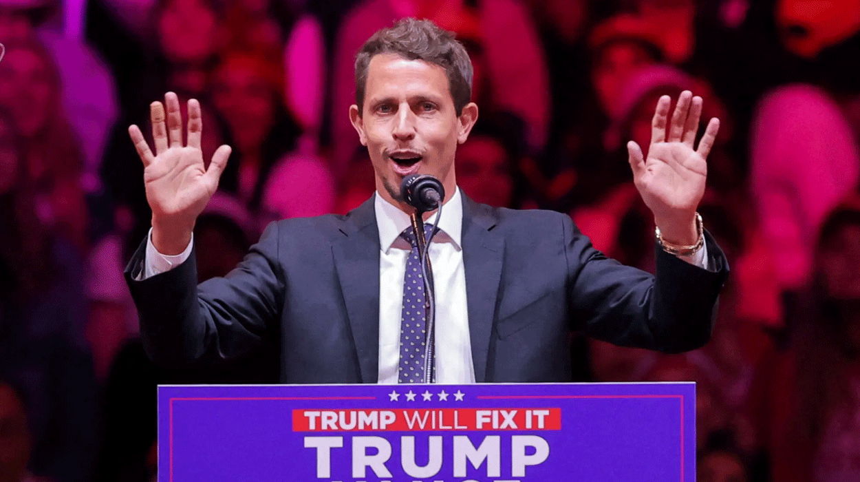 The Trump Campaign Distrances Itself from Tony Hinchcliffe’s Joke About Puerto Rico Because It Was Not Actually a Joke