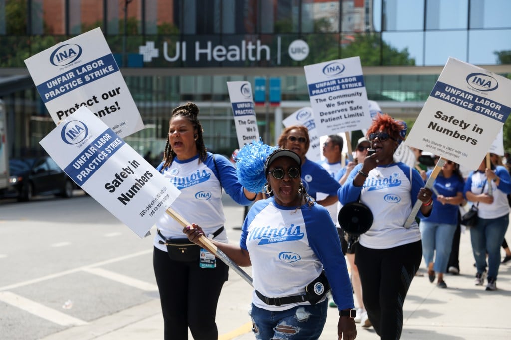 Nurses at University of Illinois Hospital vote to authorize second strike