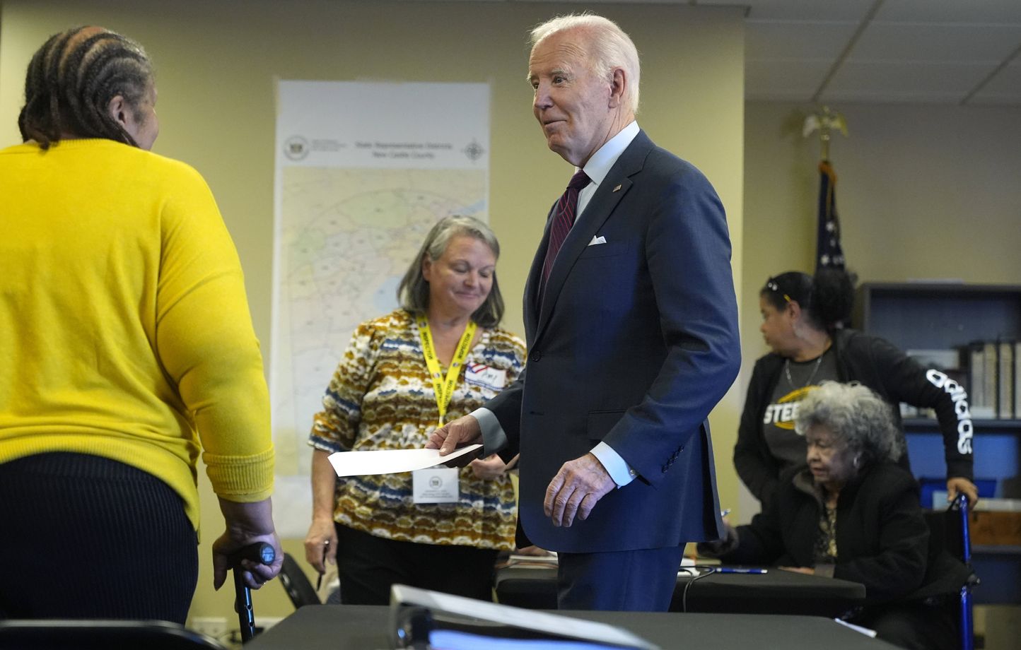 Election américaine 2024 : Actant la fin de sa carrière politique, Biden a voté pour Kamala Harris