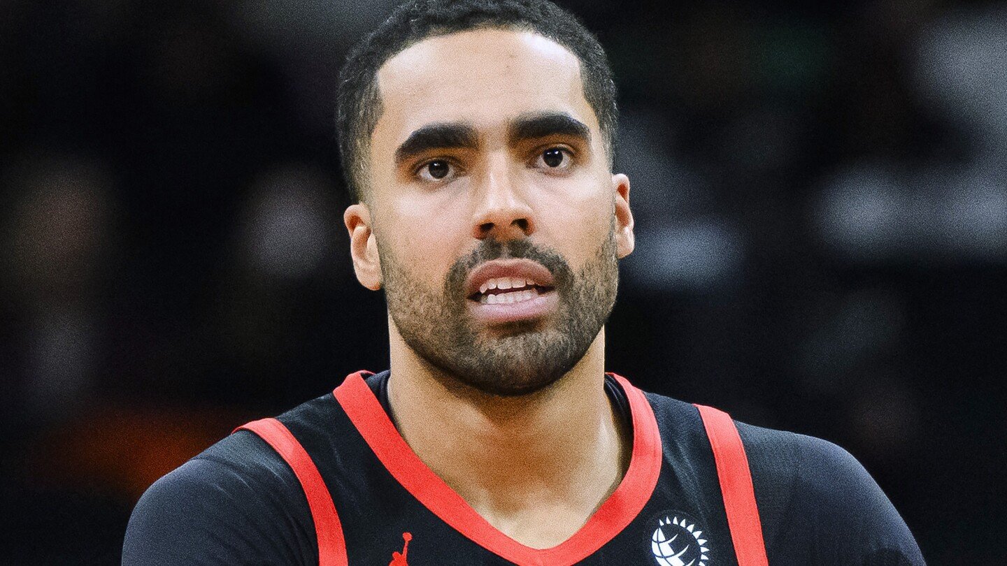 Second gambler admits trying to cash in on scheme involving ex-NBA player Jontay Porter