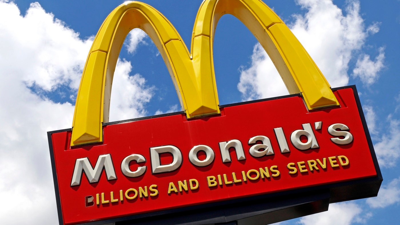 1 dead, dozens sickened in E. coli outbreak linked to McDonald's Quarter Pounders