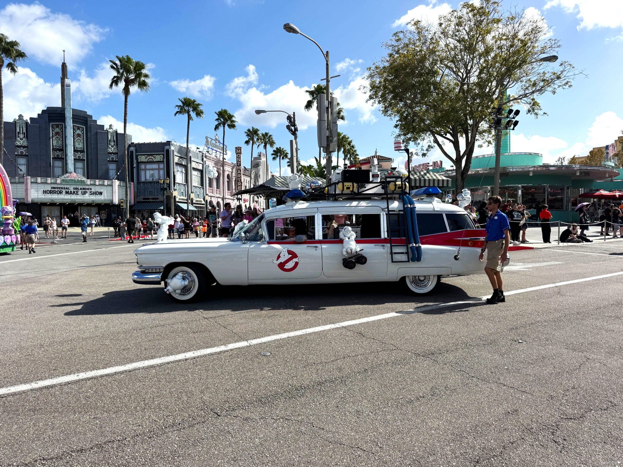 Ghostbusters Ecto-1 Added to Universal Mega Movie Parade at Universal Studios Florida