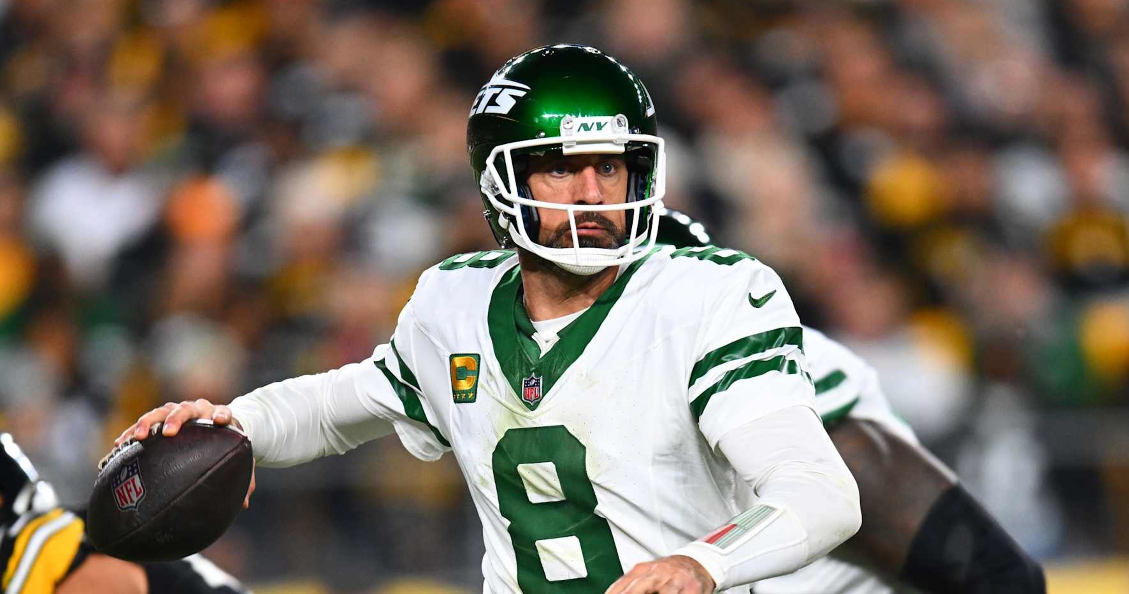 Aaron Rodgers Takes Blame for 'S--tty INT'; Davante Reacts to Jets' Loss vs. Steelers