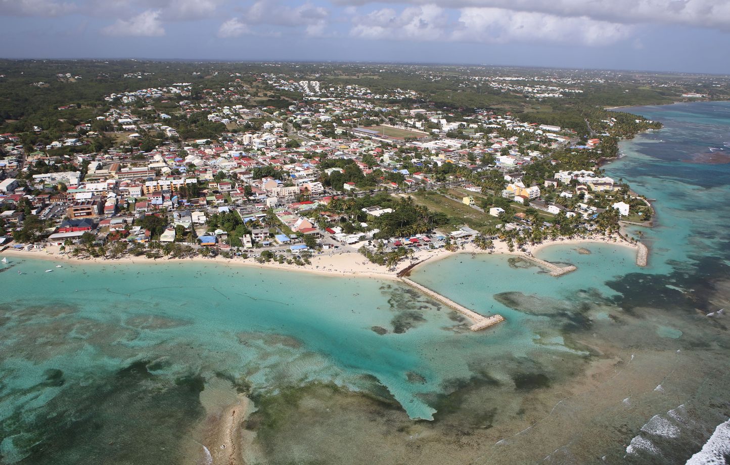 Guadeloupe : L’île privée d’électricité en raison de l’arrêt de la centrale