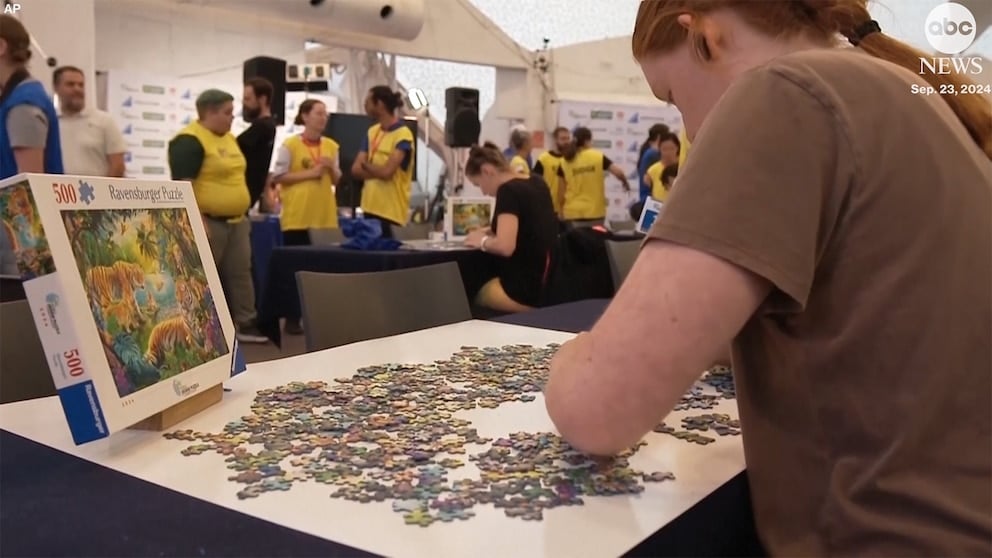 WATCH: Competitors aim for speed at World Jigsaw Championships