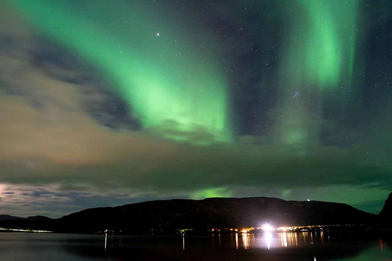 Northern Lights Forecast: Aurora Borealis Could Be Seen In These 7 States Tonight