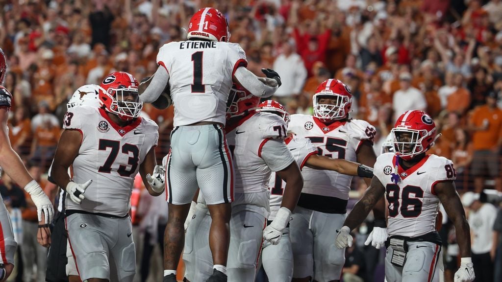 UGA weathers bizarre call to topple No. 1 Texas