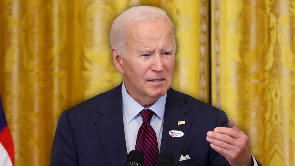 Joe Biden Denies Calling Trump Supporters “Garbage,” Says He Was Referring “To The Hateful Rhetoric About Puerto Rico”