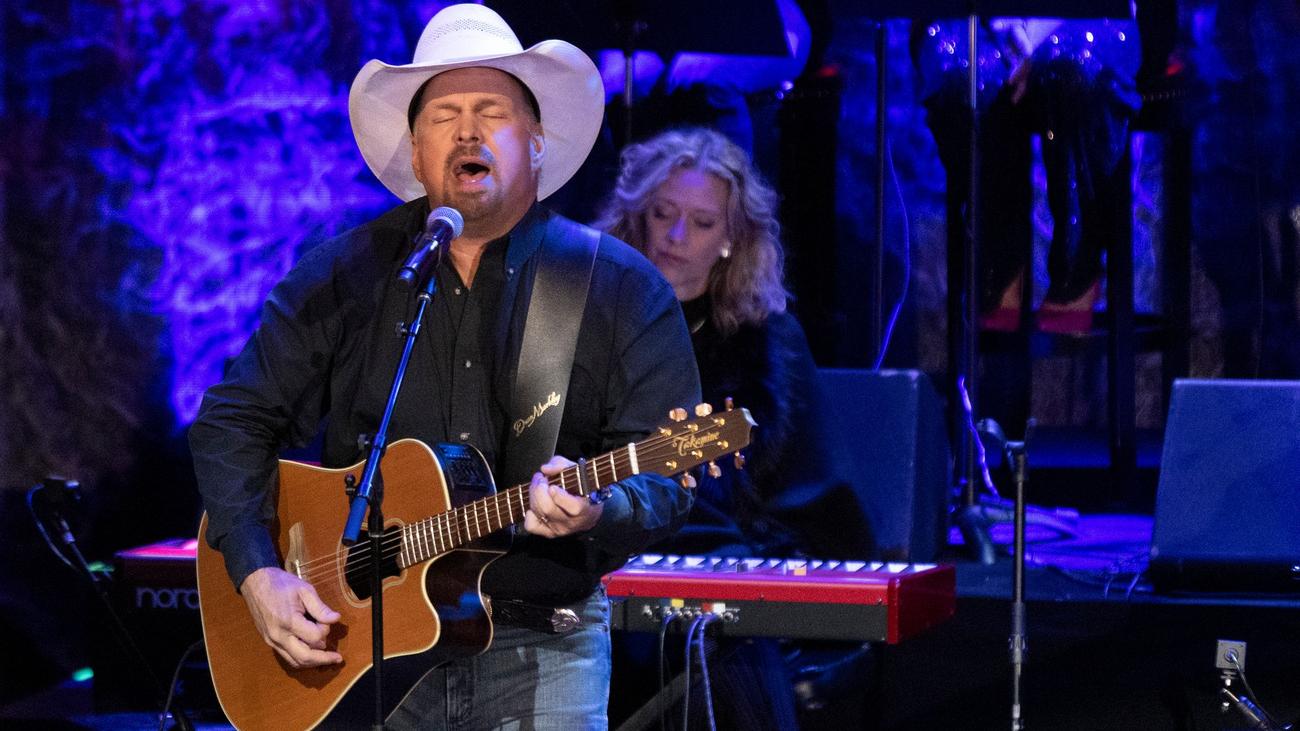 Klage: Country-Star Garth Brooks wegen Sexualverbrechen verklagt