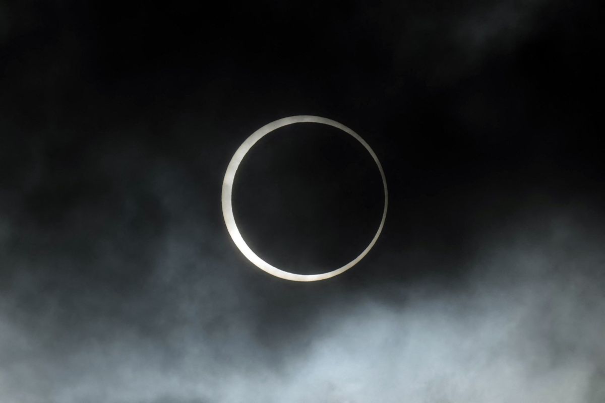 Annular solar eclipse 2024 wows skywatchers with 'ring of fire' over Easter Island, South America (videos, photos)