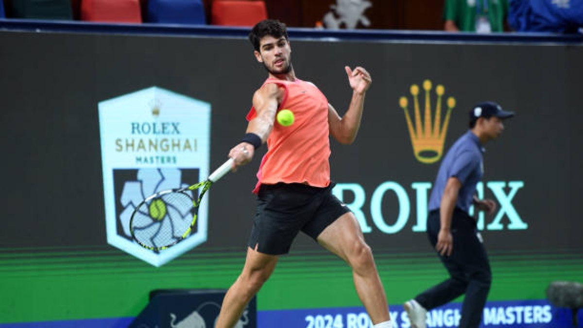 Horario y dónde ver en TV y online a Carlos Alcaraz ante Gael Monfils en octavos de final del ATP Shanghái 2024