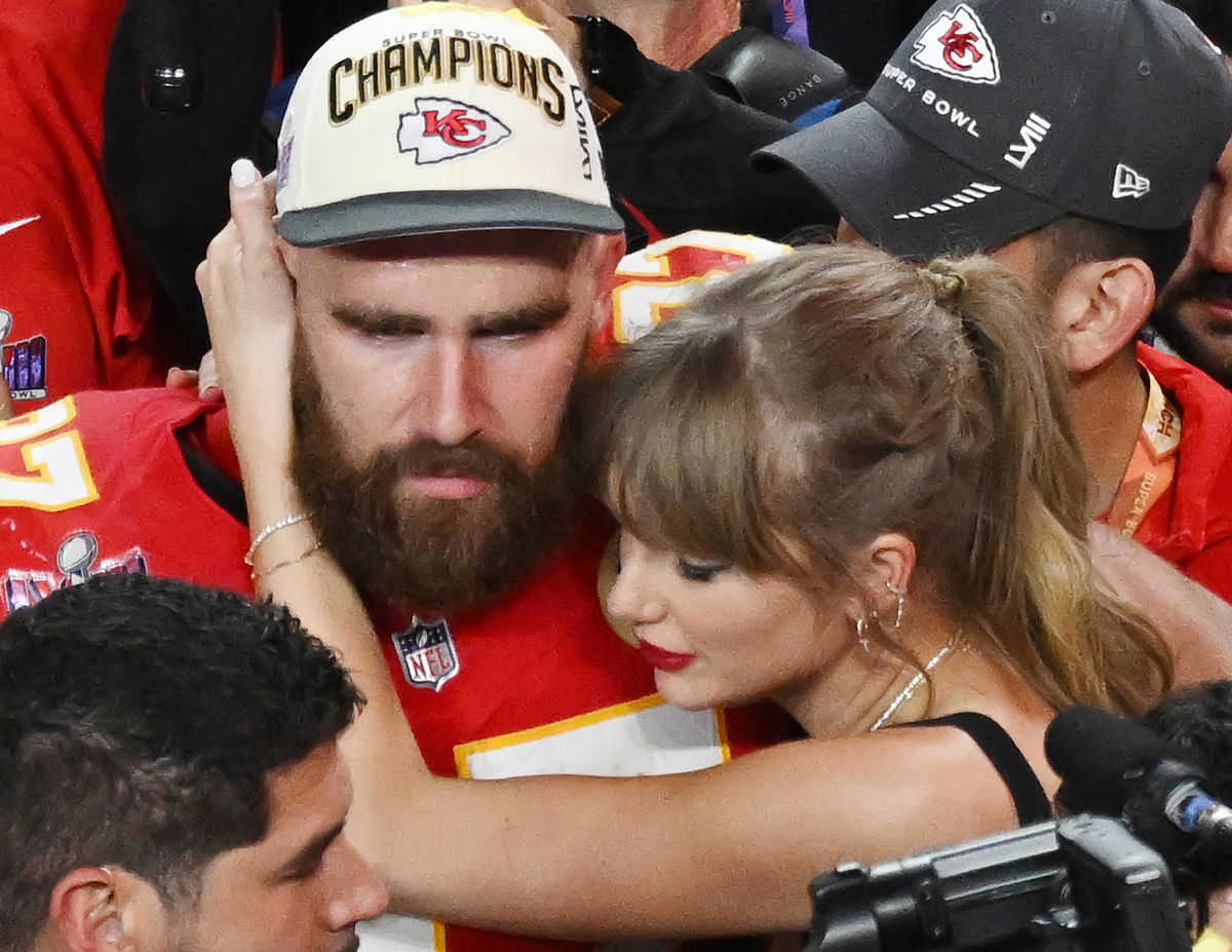 Chiefs’ Billionaire Owner Sends Special Gift to Taylor Swift After Travis Kelce’s Best 2024 NFL Game