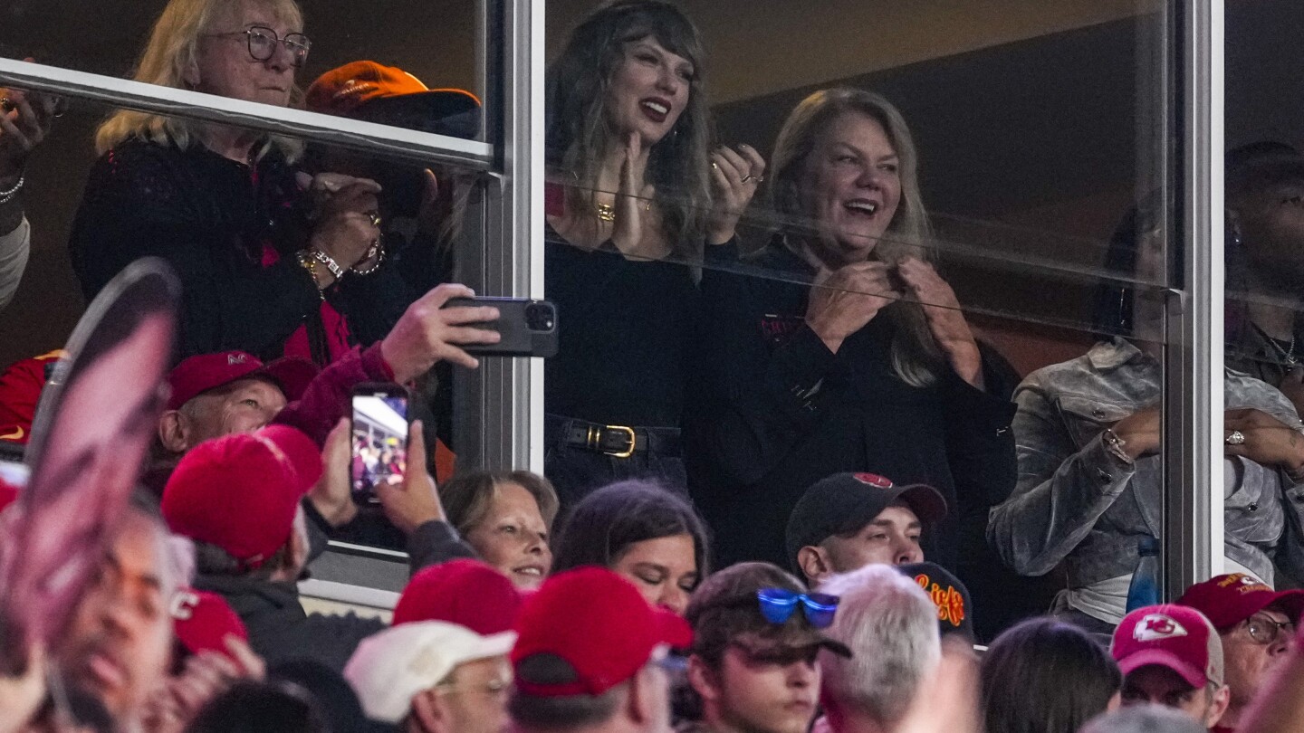 Taylor Swift watches Travis Kelce and the Chiefs play Buccaneers after wrapping US leg of Eras Tour