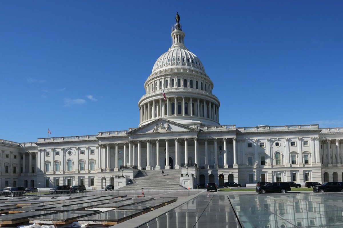 U.S. Capitol tours shut down Election Day after man with torch, flare gun arrested