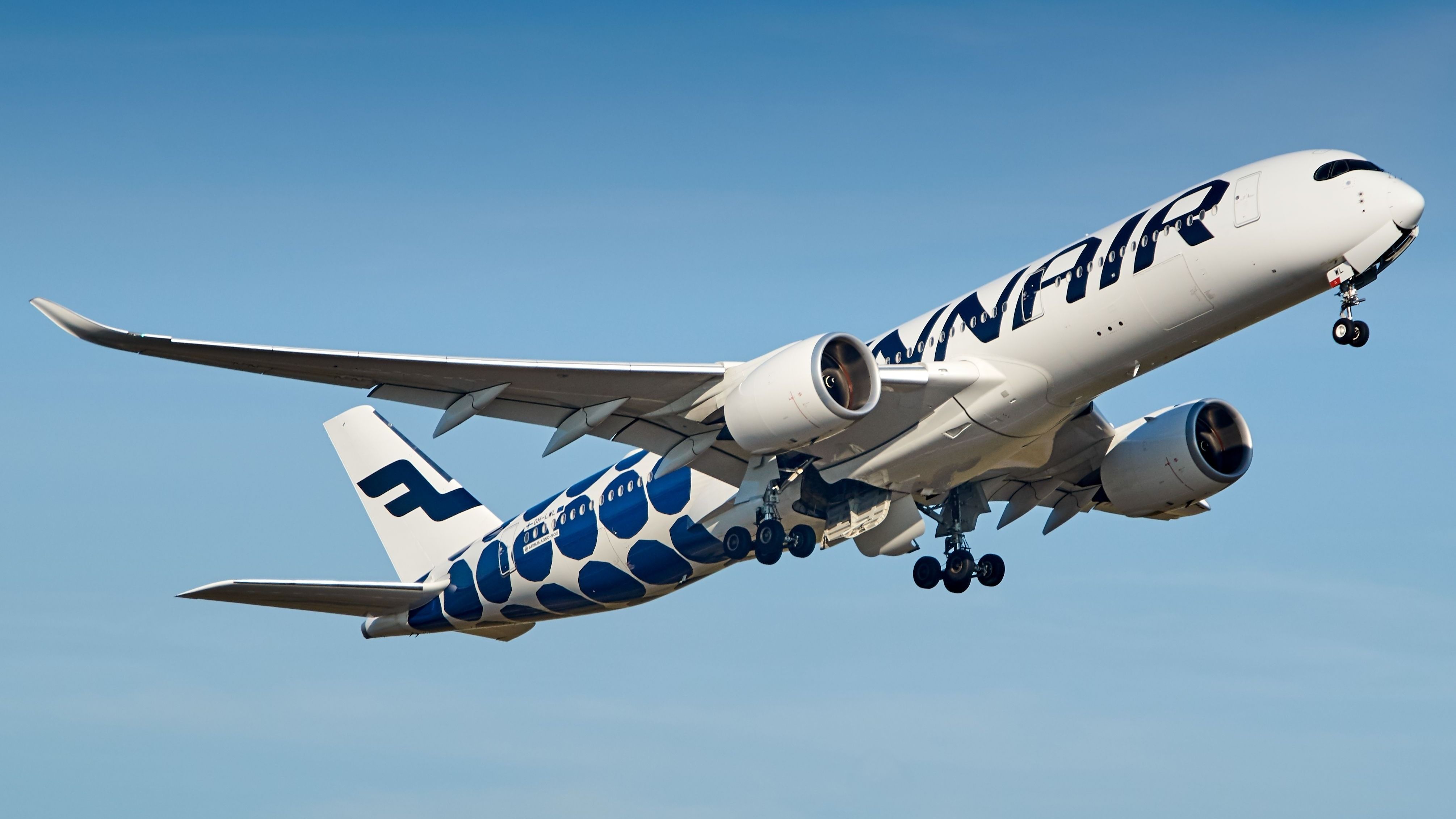 American Airlines & Finnair Extend Codeshare To 13 Mexico Routes