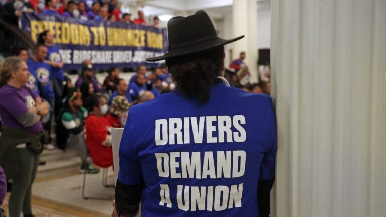 Mass. voters approve Question 3, allowing rideshare drivers to unionize