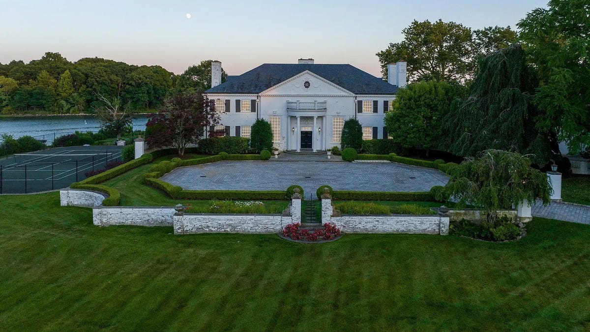 Donald Trump’s Greenwich mansion finally has a buyer after 15 years