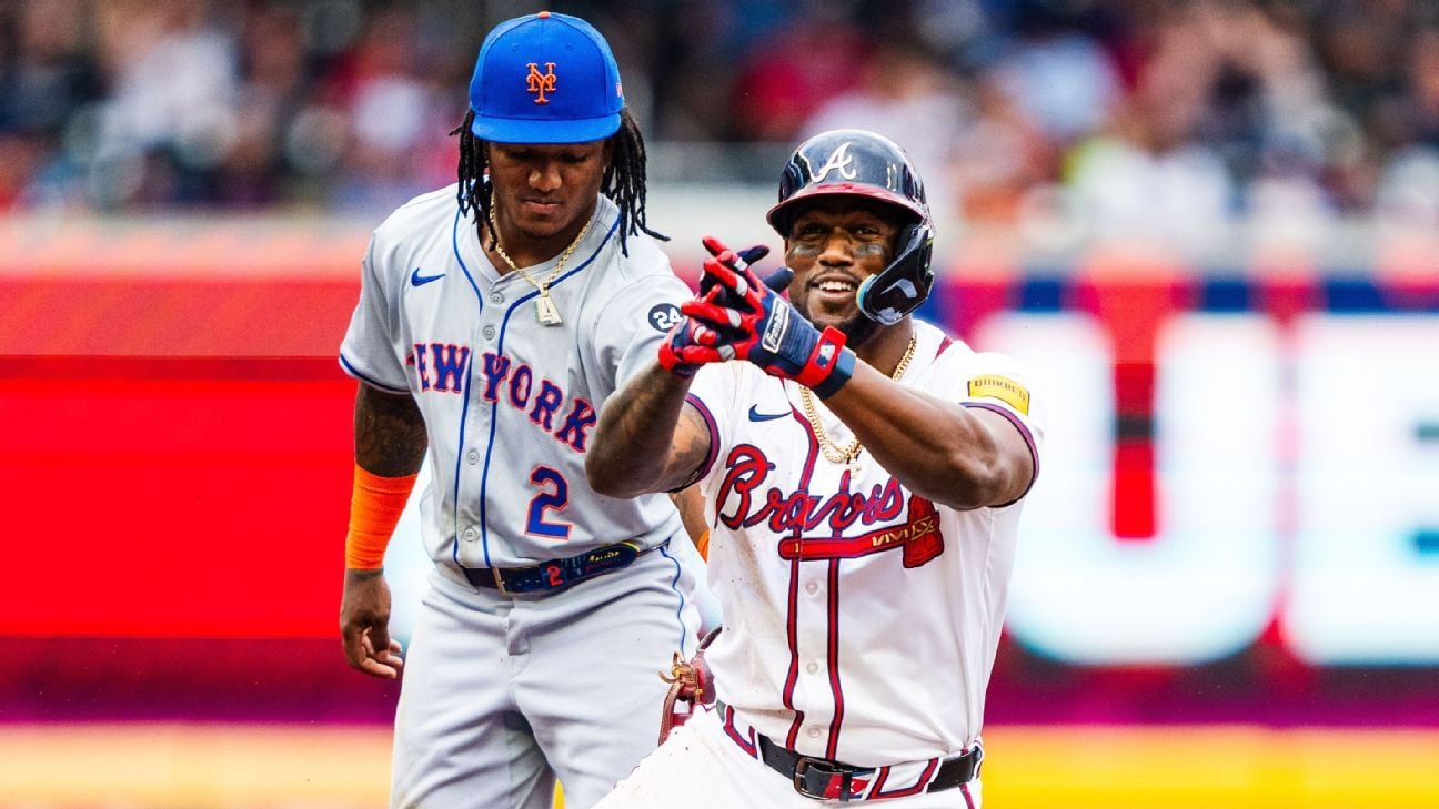 Soler traded from Braves to Angels for Canning