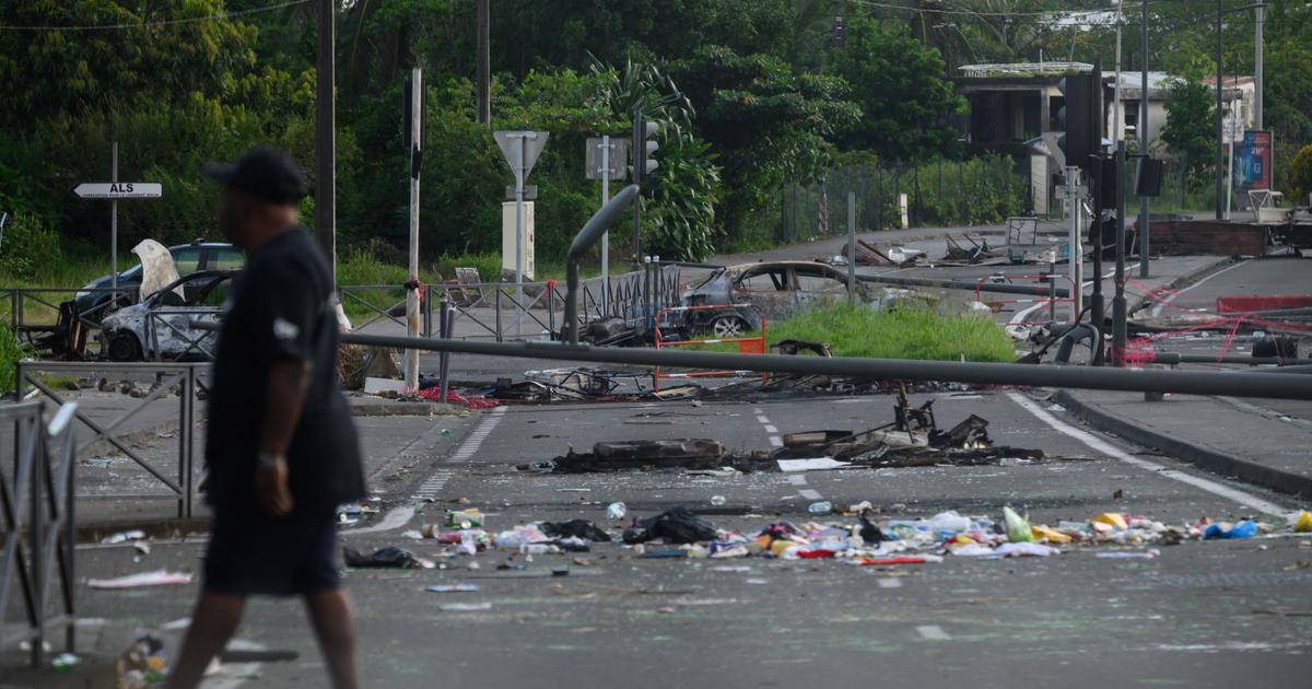 En Martinique, les manifestations contre la vie chère tournent à la violence