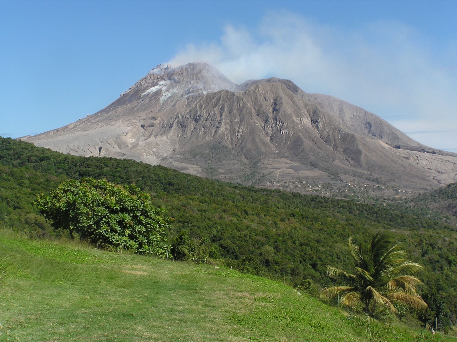  Vue imprenable dans les entrailles d'un volcan