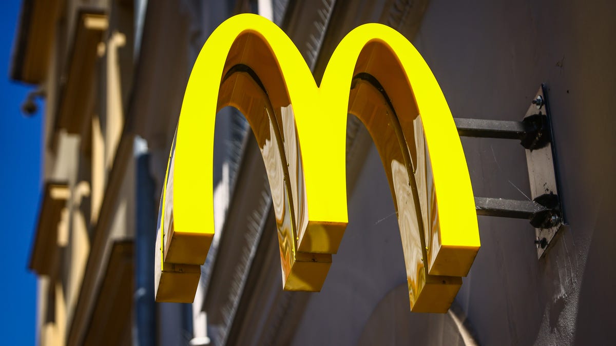 McDonald's Quarter Pounders are linked to an E-coli outbreak that hospitalized 10 and killed 1