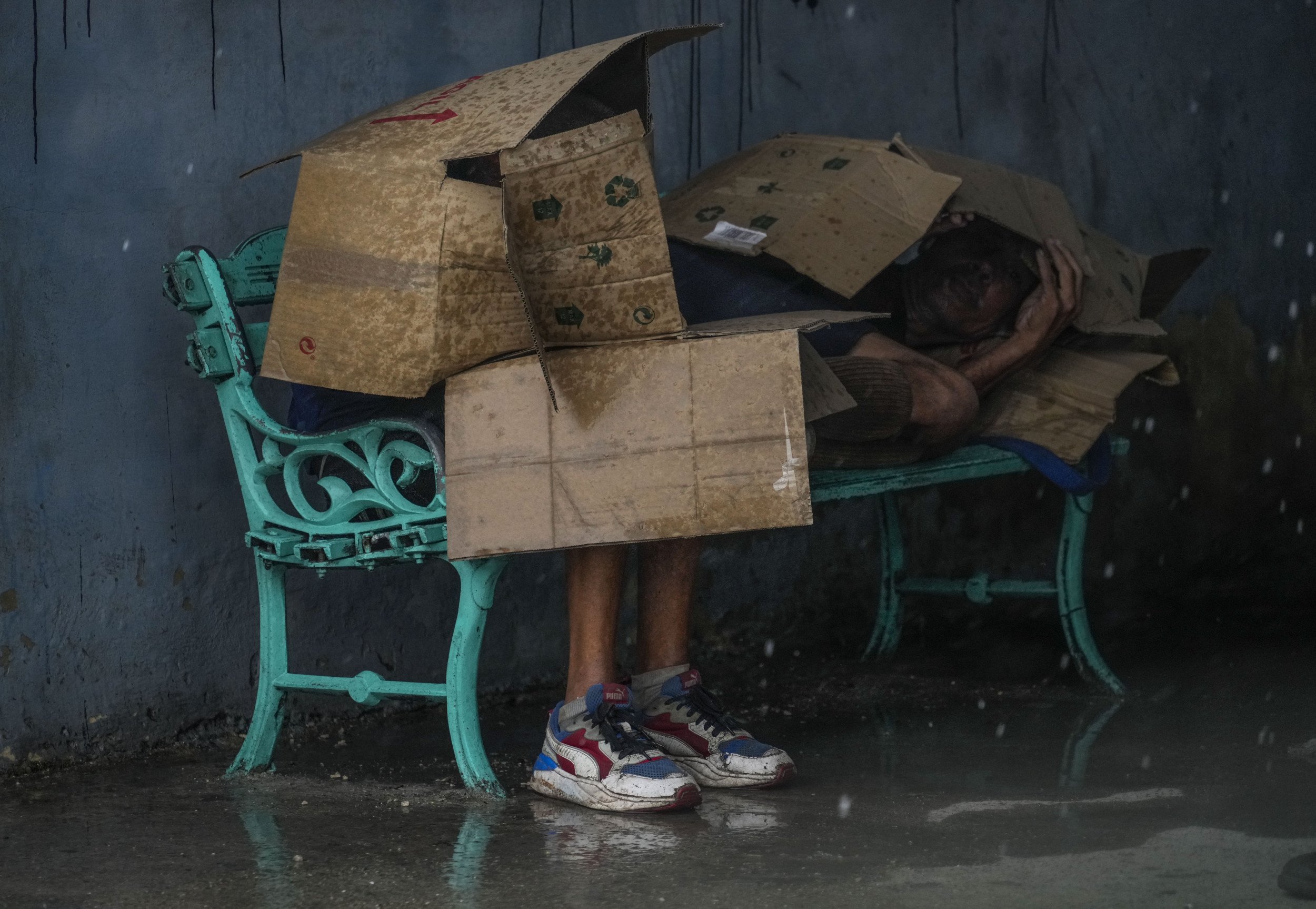 Cuba Reels as Category 3 Hurricane Rafael Knocks Out Power Grid