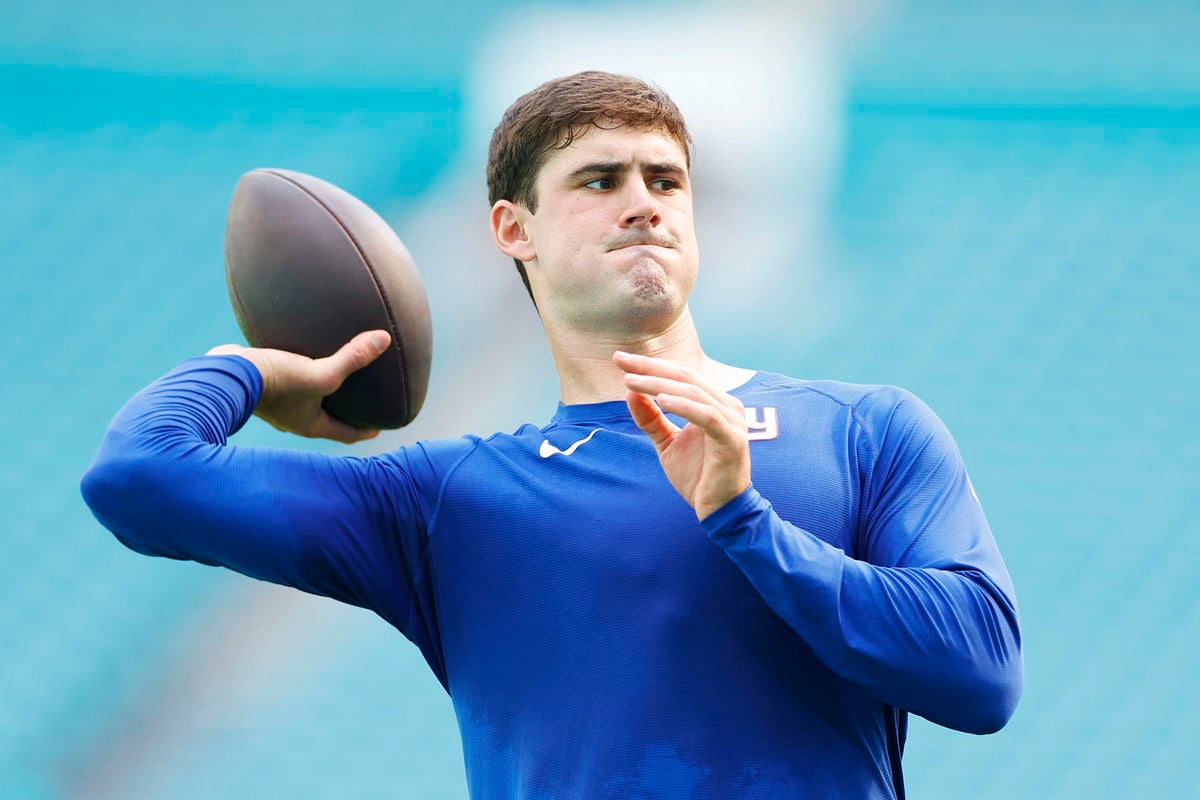 Daniel Jones Opens Up on ‘Cool Experience’ as Giants Teammate Expresses Frustration on ‘Hard’ Panthers Loss