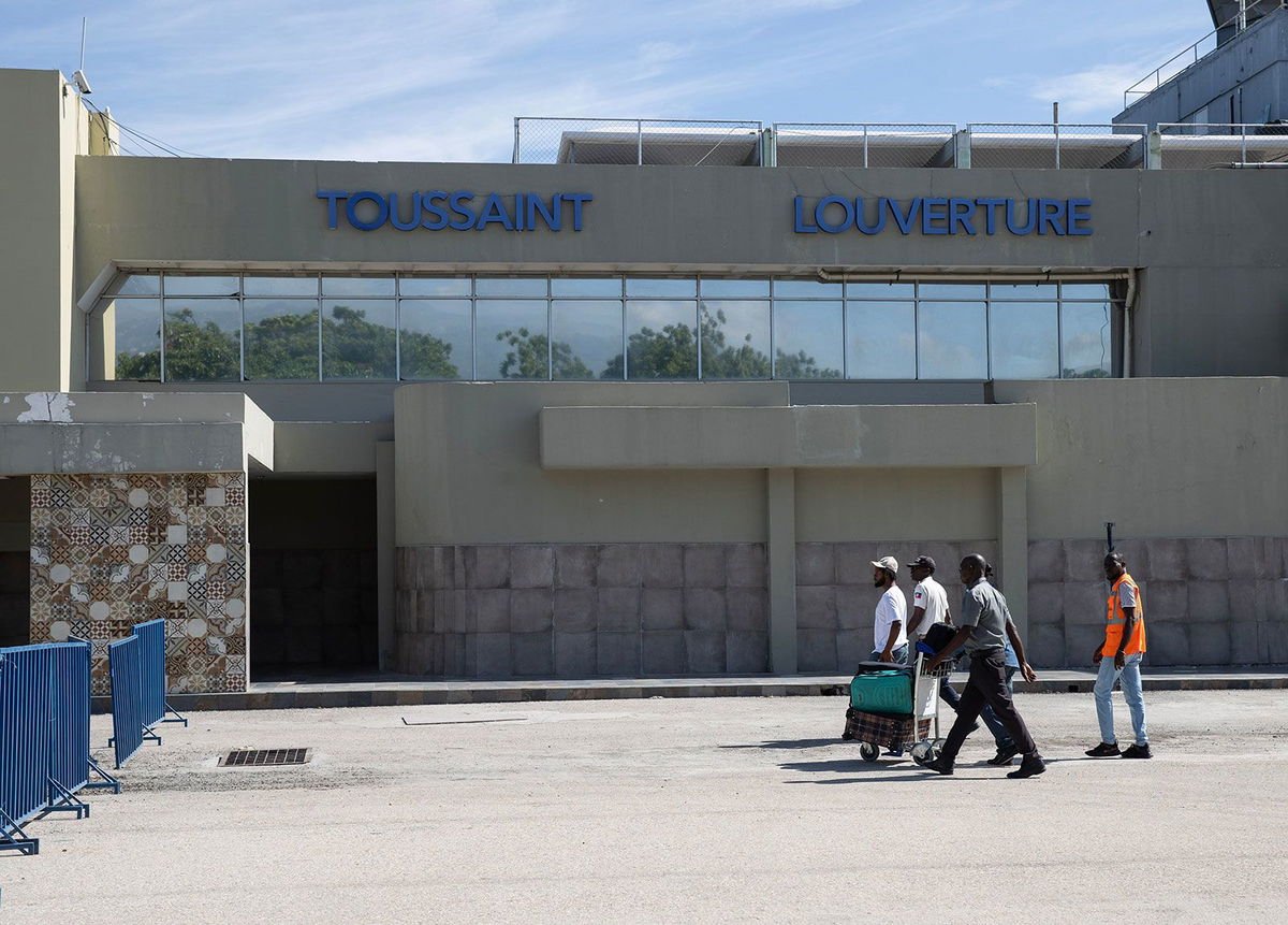 Haiti stops flights in and out of capital after a Spirit Airways plane was shot