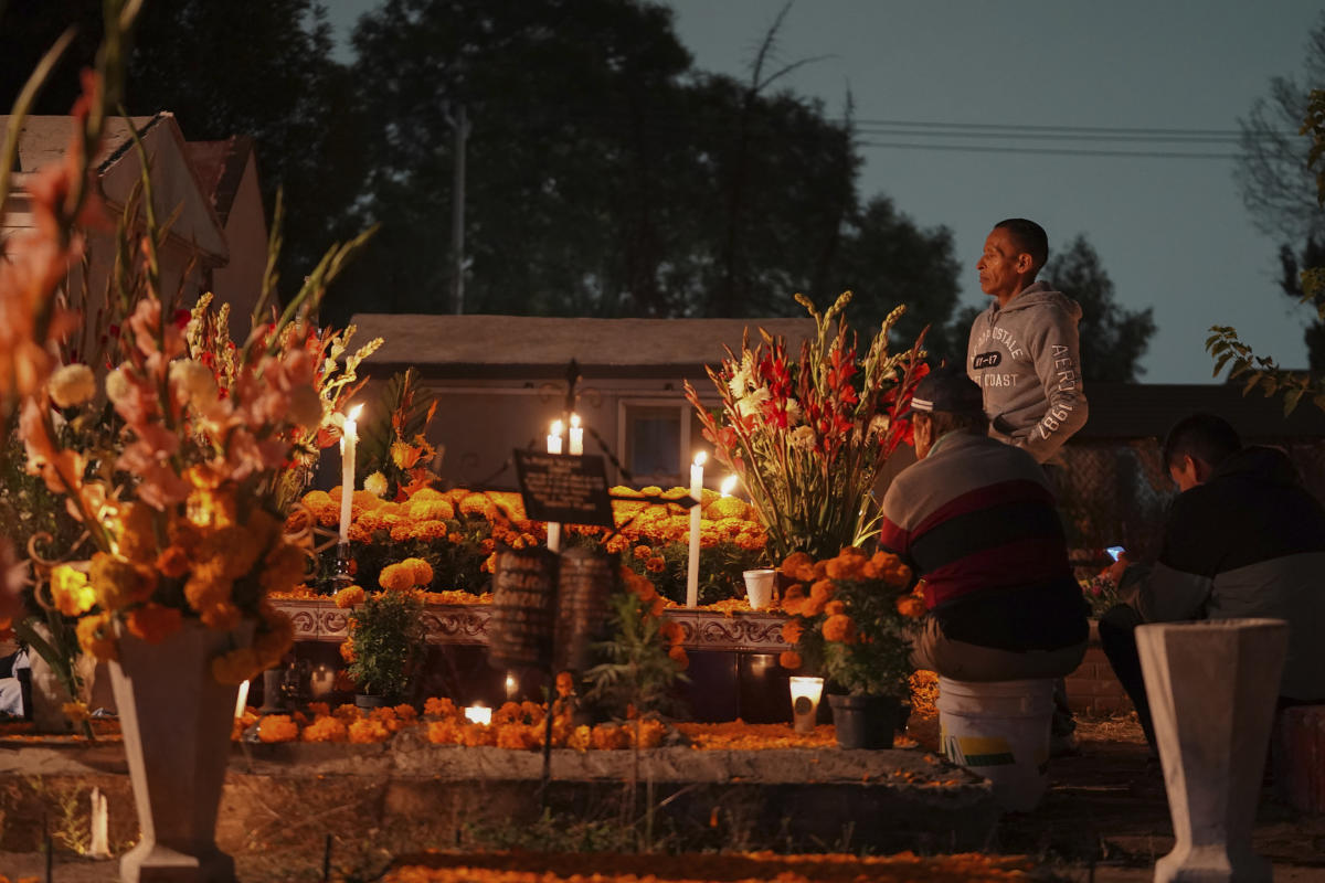 As Mexicans celebrate Day of the Dead, they grapple with what it means to hold on to tradition