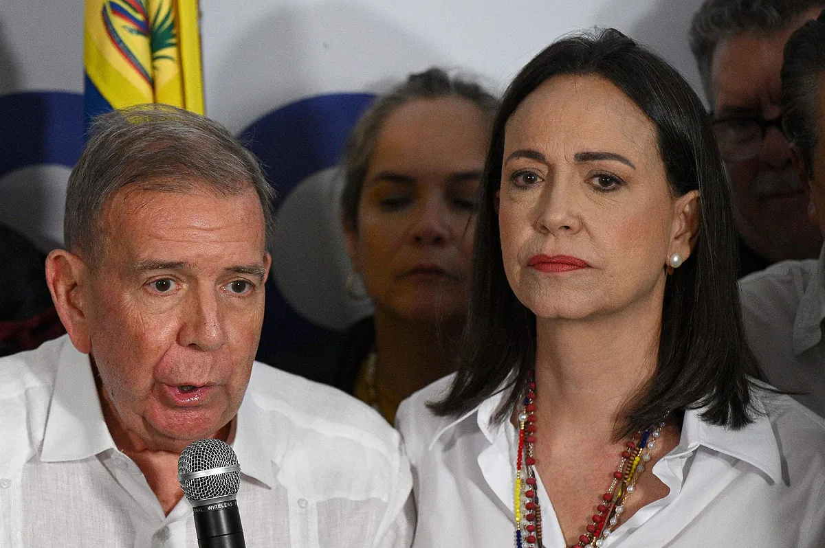 La doble negativa socialista: no quisieron reconocer a Edmundo González como presidente electo de Venezuela y tampoco han apoyado su candidatura con María Corina para el Sajarov