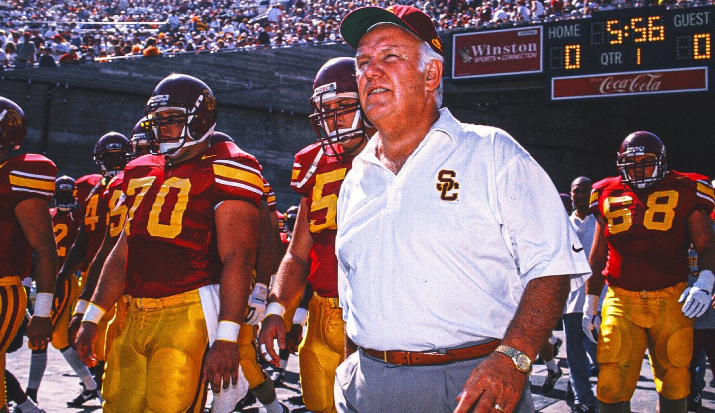 John Robinson, successful football coach at USC and with LA Rams, has died at 89