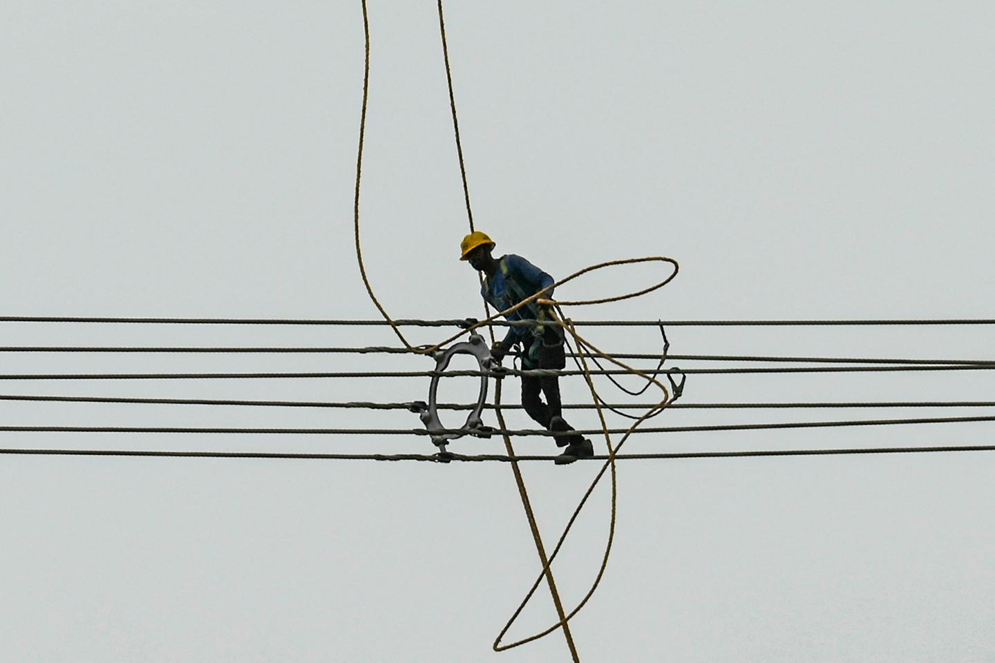 Toute la Guadeloupe privée d’électricité en raison d’un « incident électrique généralisé », annonce EDF