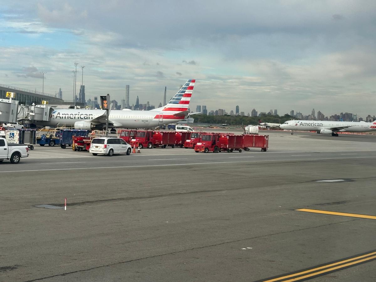 American Airlines is trying to make sure everyone boards when they're supposed to