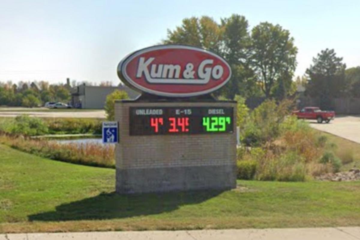 400 Gas Stations Getting New Name