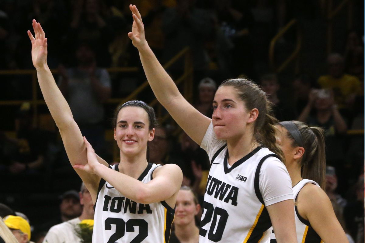 Iowa Coach Spills Secrets on Caitlin Clark, Kate Martin & Other Hawkeyes’ Bond