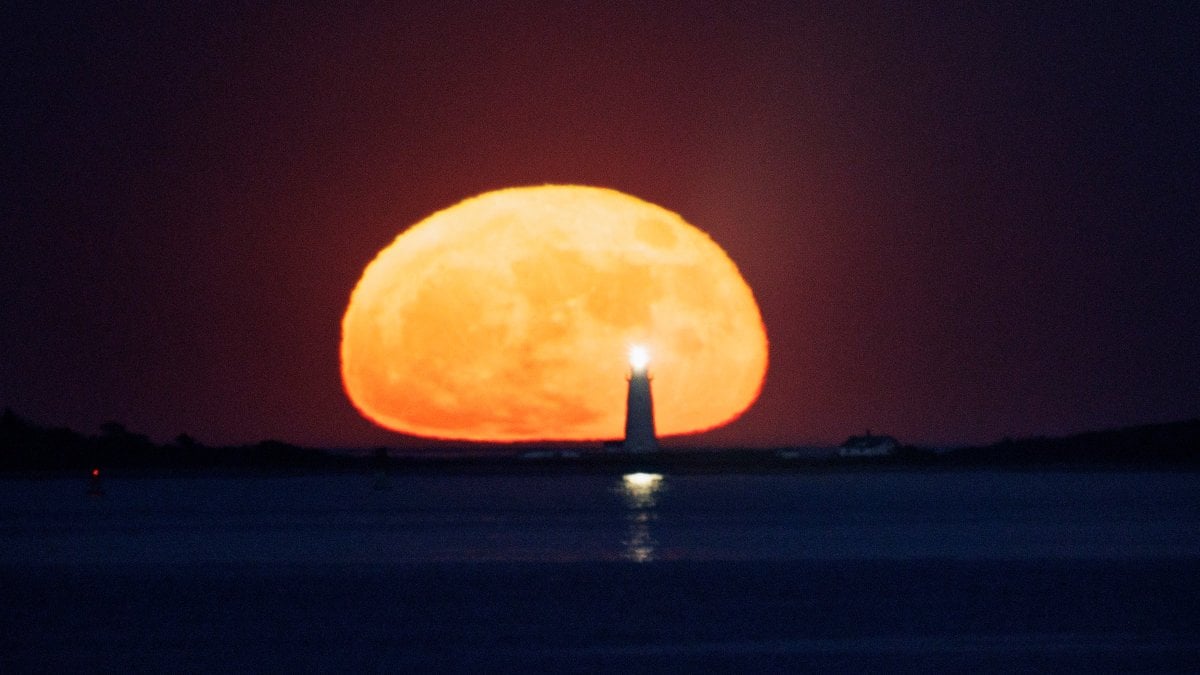 When to see the last supermoon of 2024 in Mass.