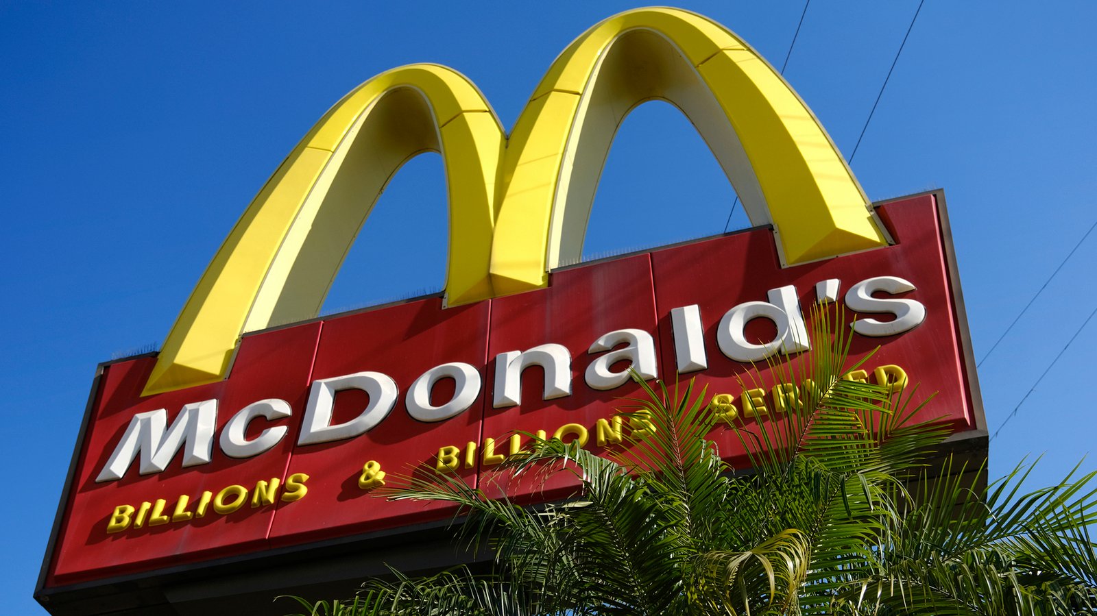 McDonald's tops list as California's favorite fast-food restaurant; In-N-Out gets bumped down