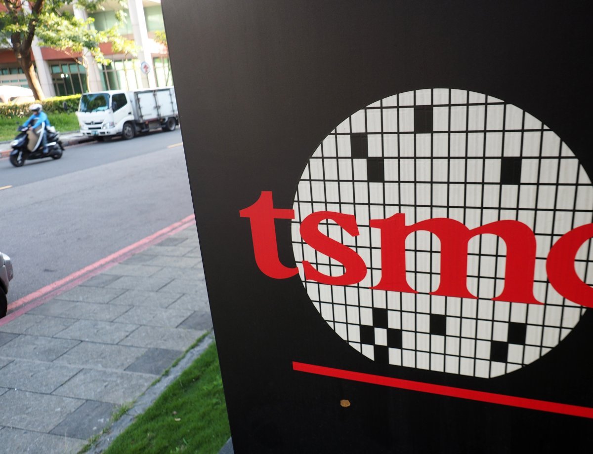 Commerce Department finalizes $6.6 billion semiconductor deal with TSMC