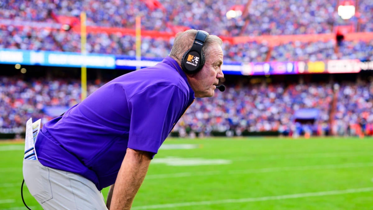 WATCH: LSU's Brian Kelly seen yelling, being yelled at in separate player confrontations during Florida game