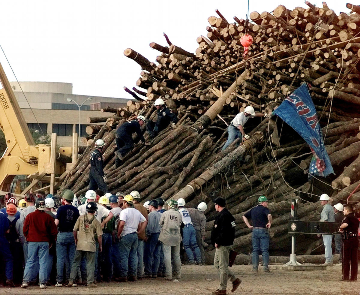 Texas A&M to mark 25th anniversary of campus bonfire collapse that killed 12